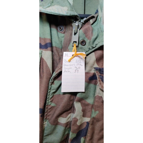 Military Coat Cold Weather Field Jacket Woodland Camo Size Medium Regular - Picture 4 of 7